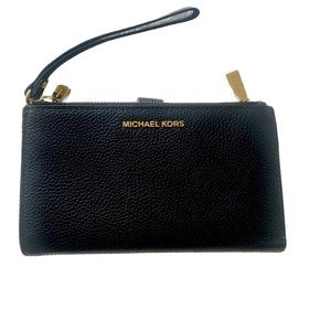 Michael Kors wristlet wallet black EUC